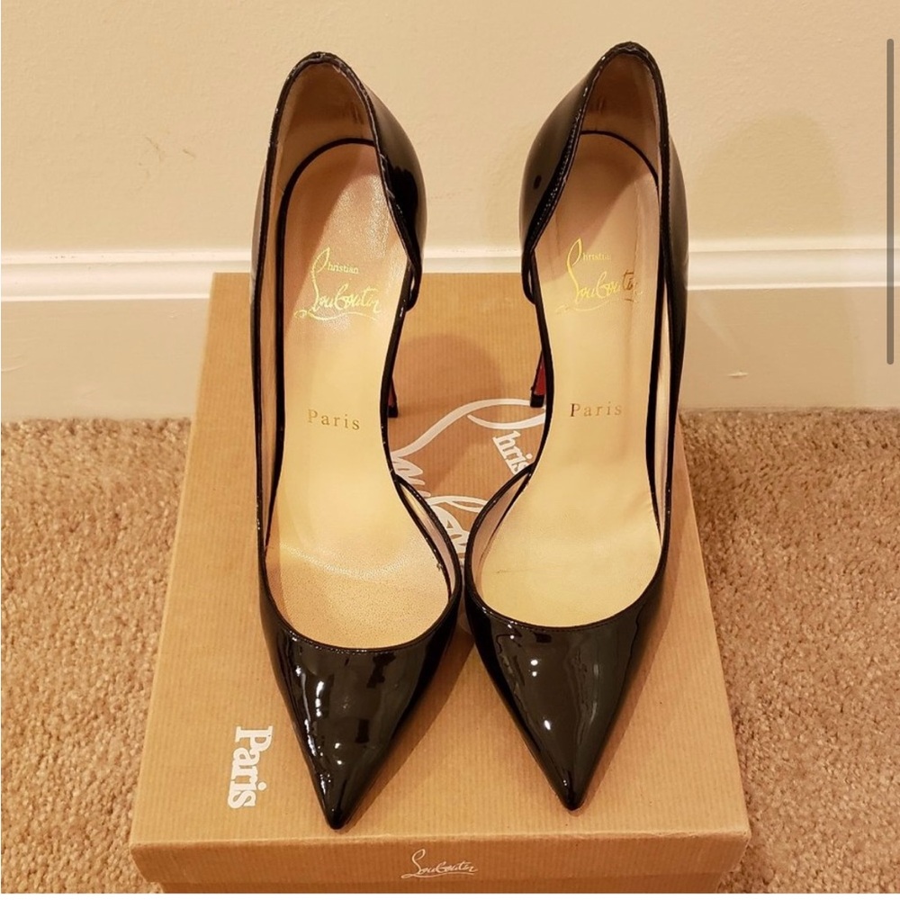 Fits Small EU 37.5. Christian Louboutin Iriza 120 black patent.